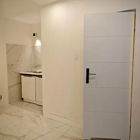 Appartement Pod Jasna Gora 2 2 Lazienki, Na Parterze *
