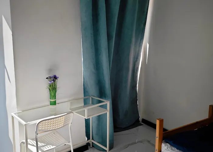 Pod Jasna Gora 2 2 Lazienki, Na Parterze